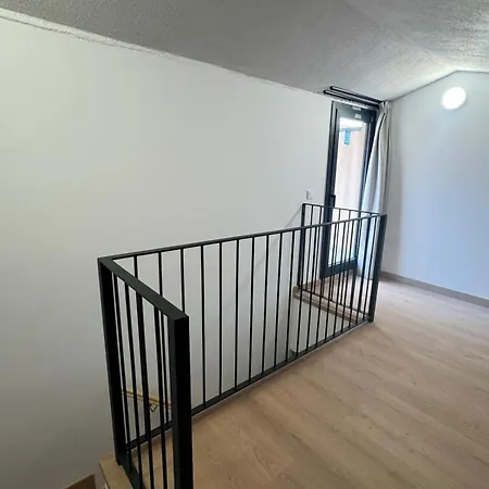 Set Blau Hotel apartamentowy El Prat de Llobregat